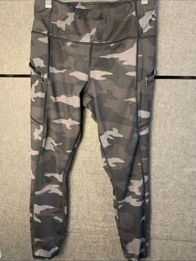 Athleta Black and Gray Camo Leggings